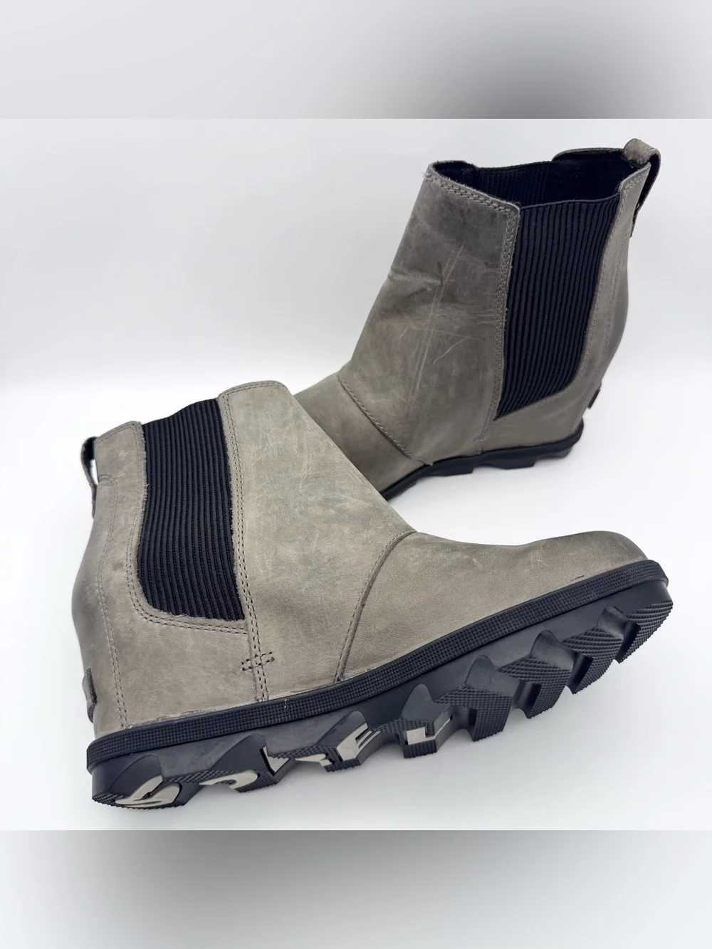 Sorel Joan of Arctic Wedge II Chelsea Boots Quarry Waterproof Women's Size 8.5